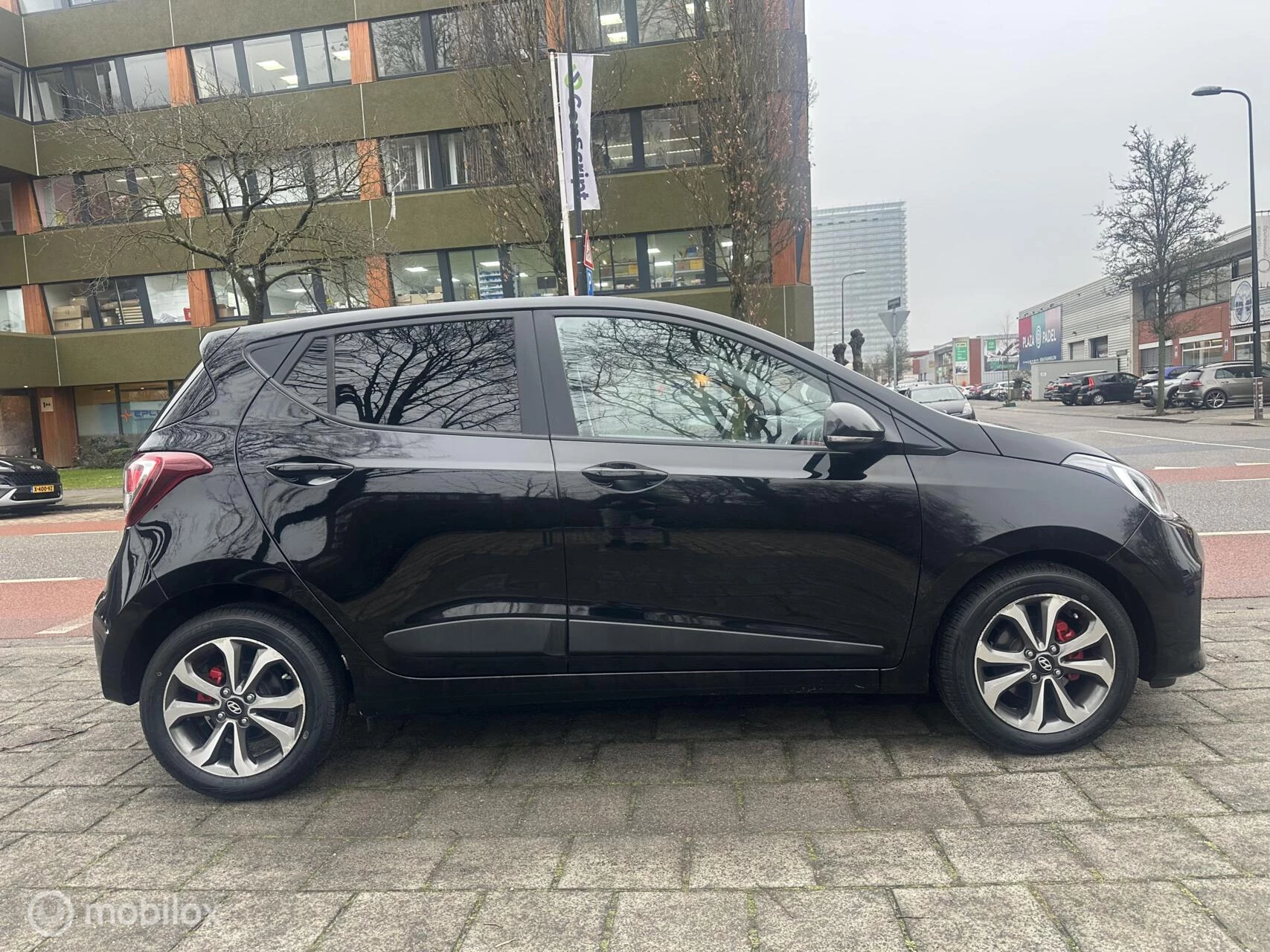 Hoofdafbeelding Hyundai i10