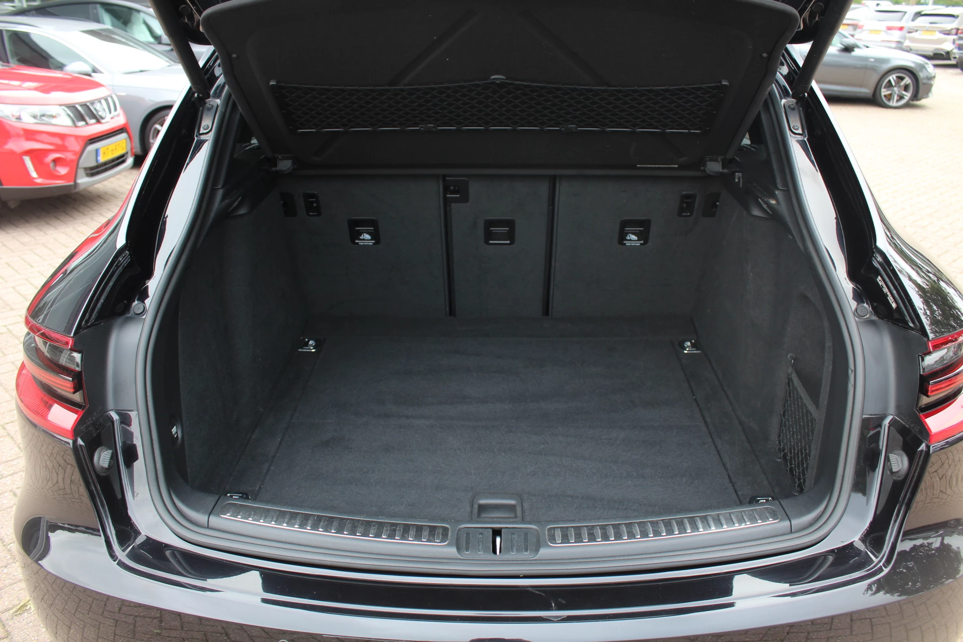 Hoofdafbeelding Porsche Macan