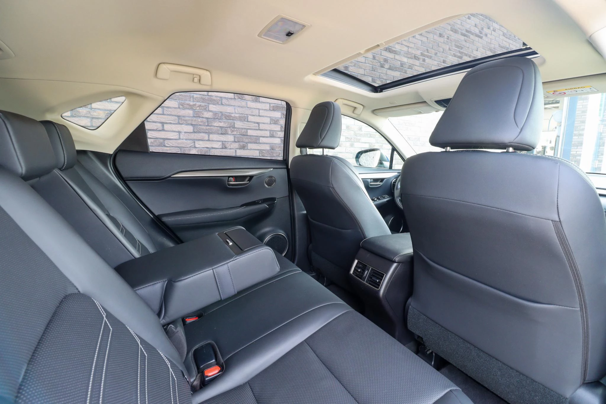 Hoofdafbeelding Lexus NX