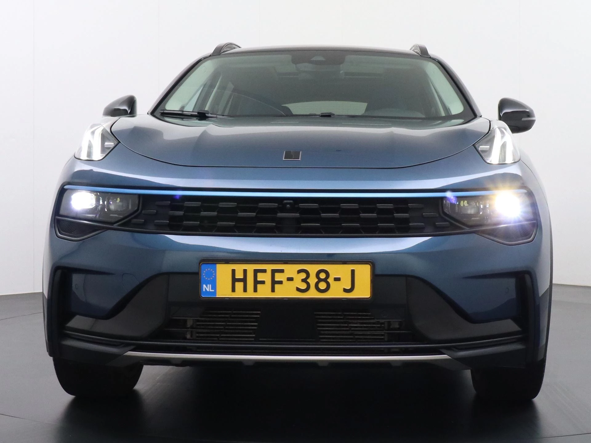 Hoofdafbeelding Lynk & Co 01