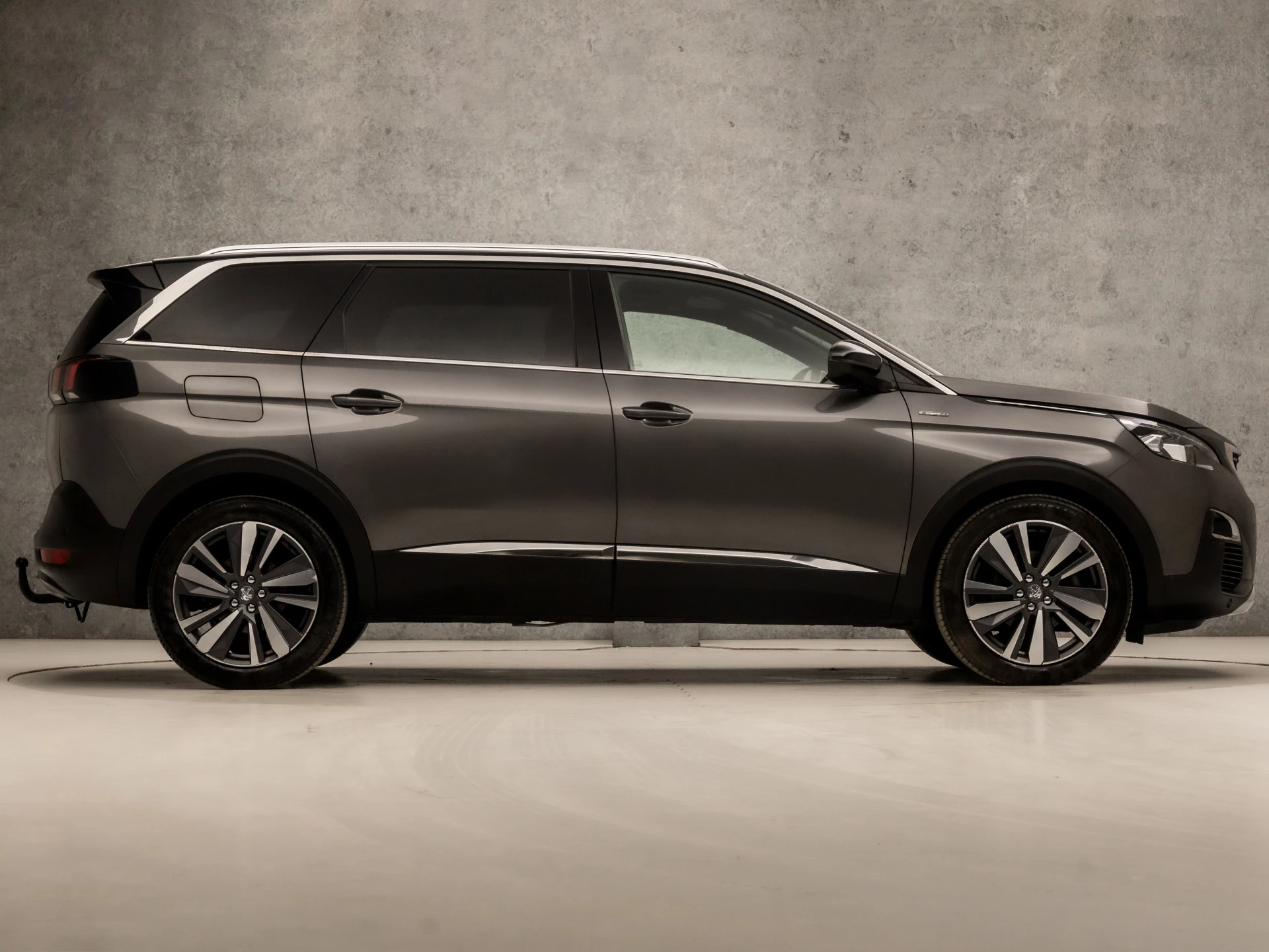 Hoofdafbeelding Peugeot 5008