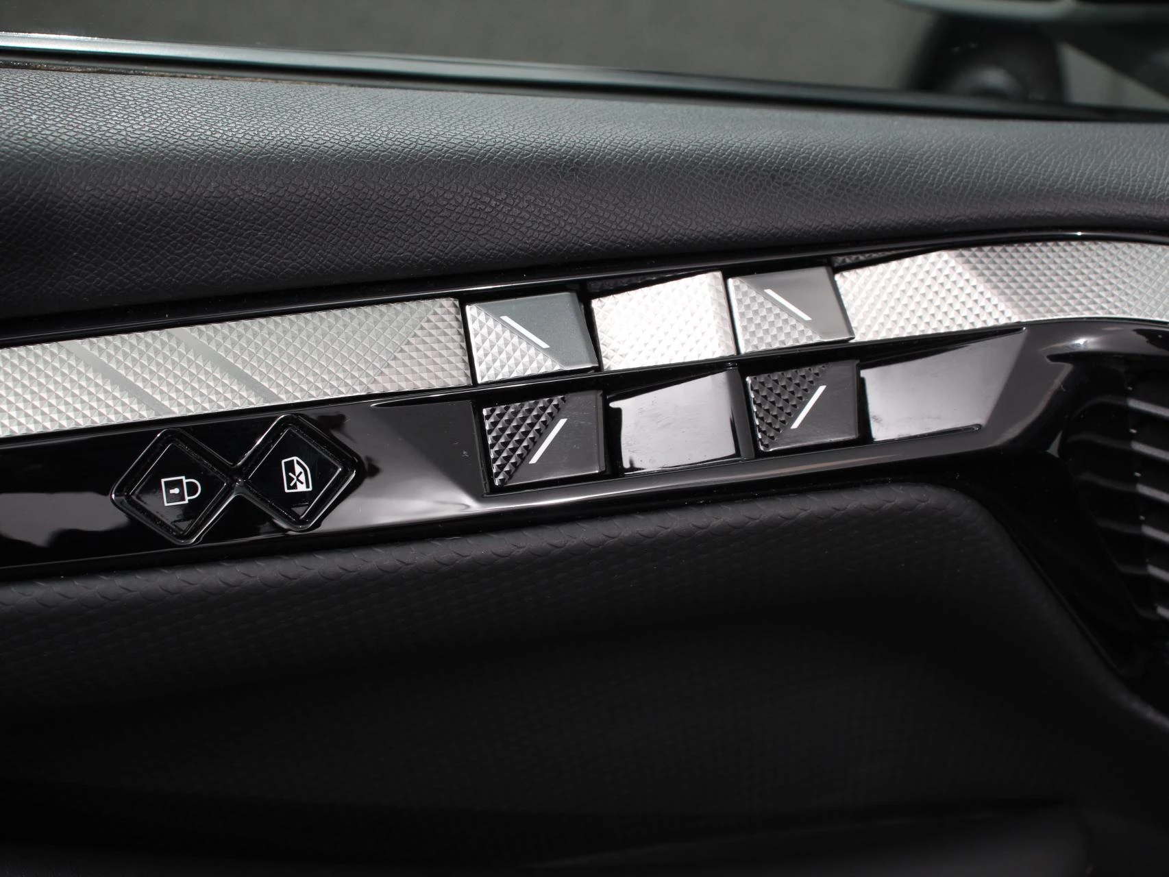 Hoofdafbeelding DS DS 4