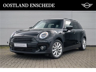 Hoofdafbeelding MINI Clubman MINI Clubman Cooper Classic Automaat / Achteruitrijcamera / LED / Stuurverwarming / Comfortstoelen / Cruise Control / Stoelverwarming