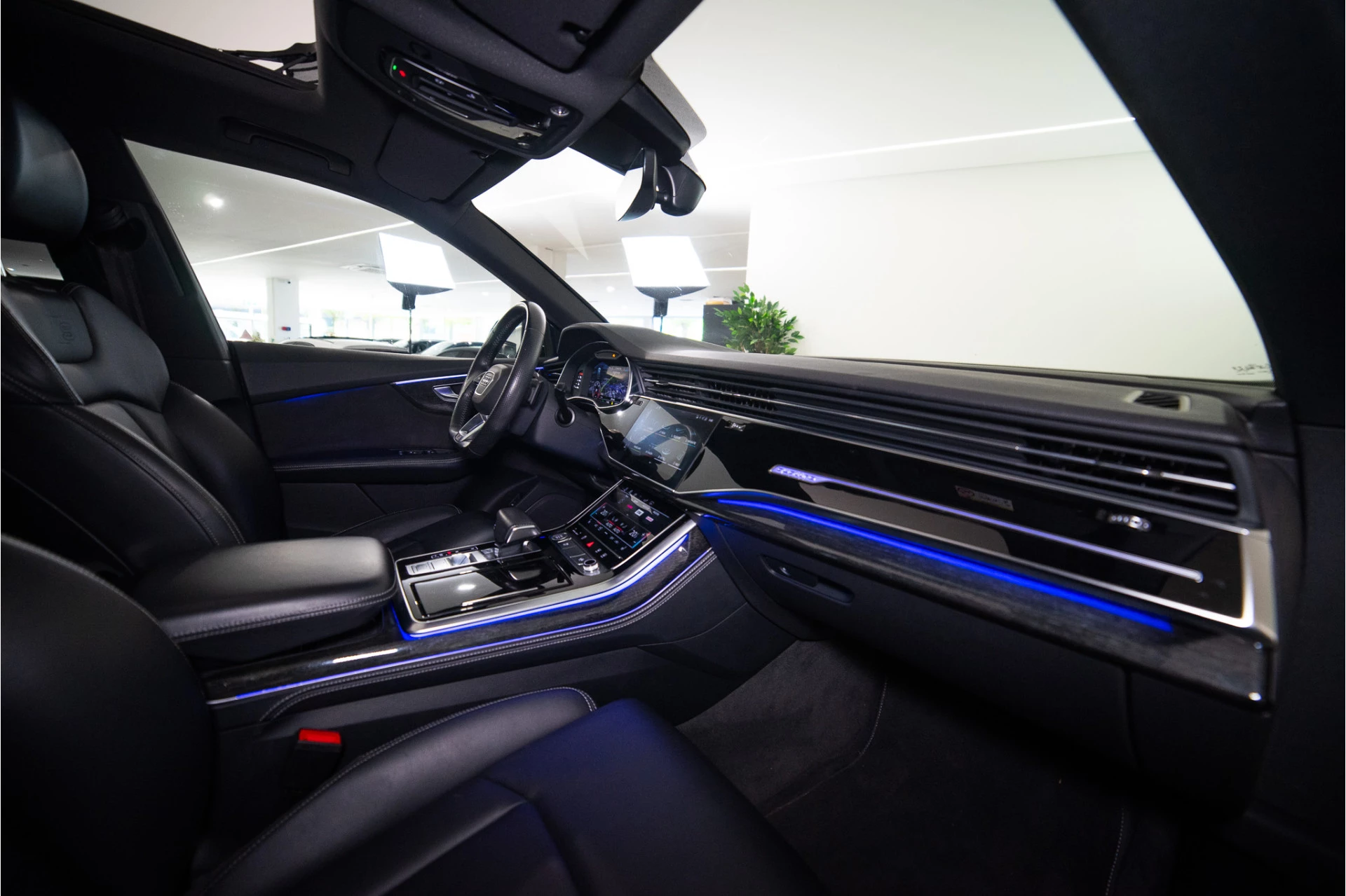 Hoofdafbeelding Audi Q8