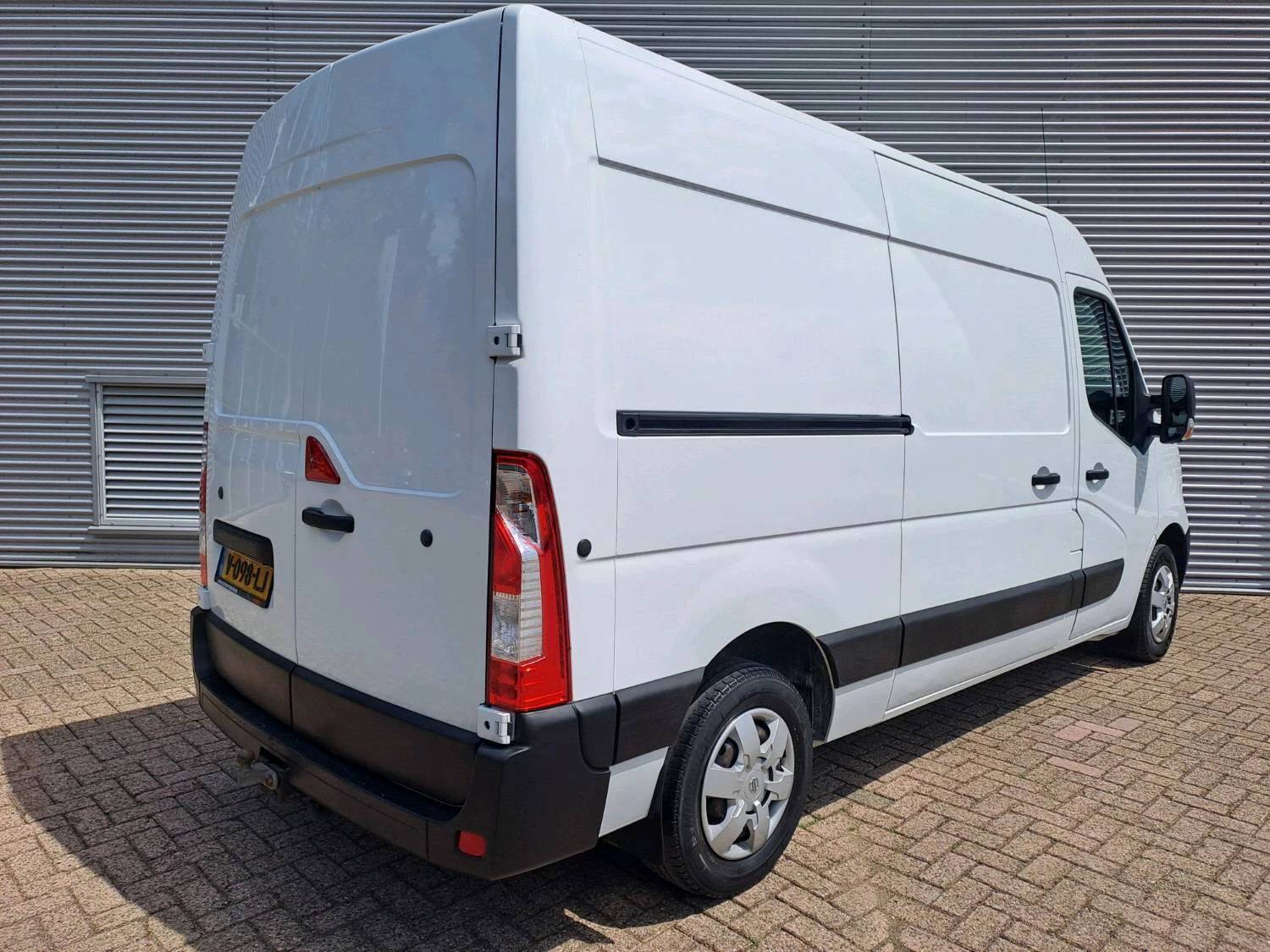 Hoofdafbeelding Nissan NV400
