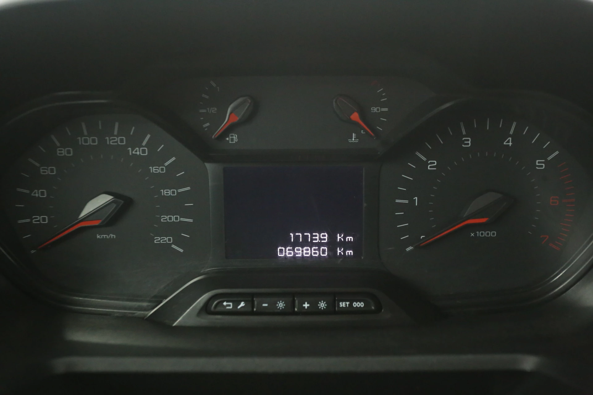 Hoofdafbeelding Peugeot Partner