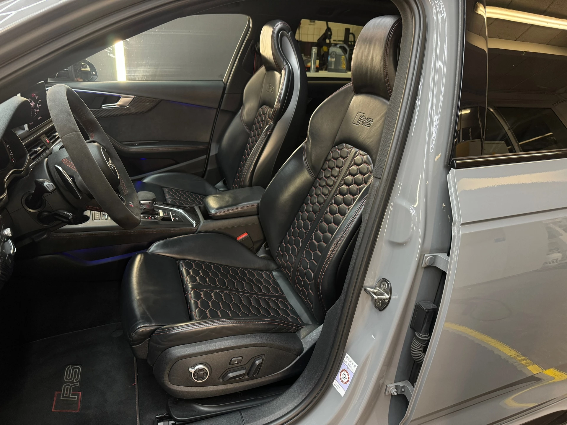 Hoofdafbeelding Audi RS4