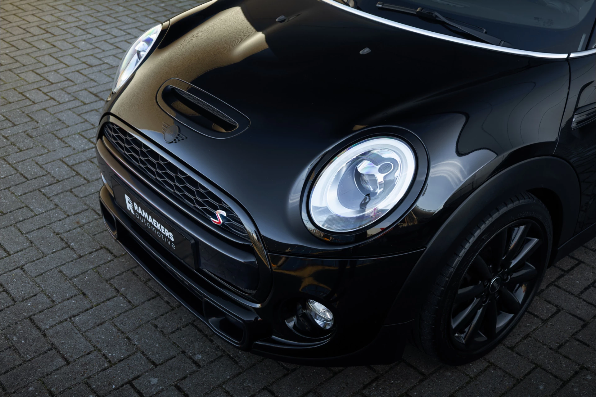 Hoofdafbeelding MINI Cooper S