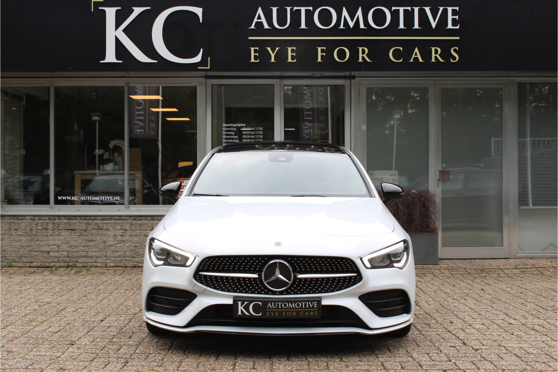 Hoofdafbeelding Mercedes-Benz CLA