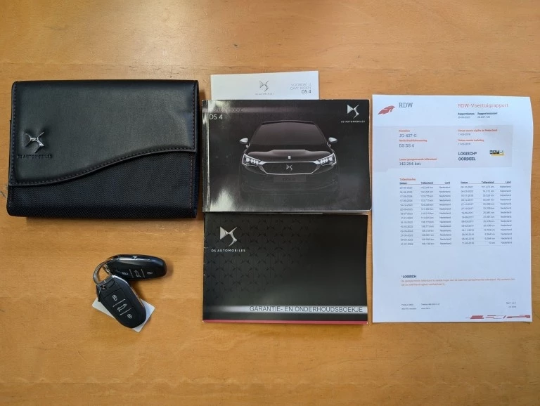 Hoofdafbeelding DS DS 4