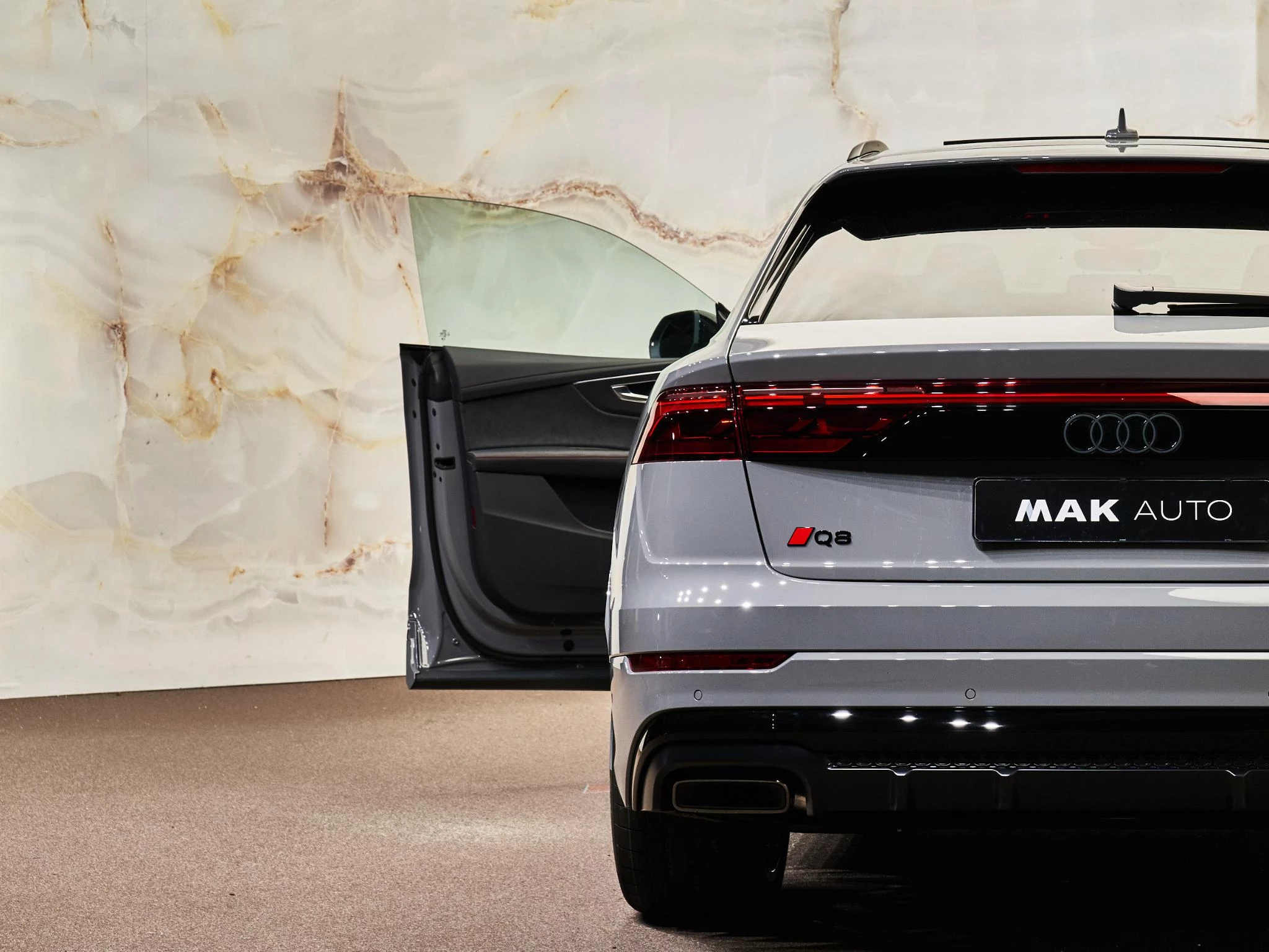 Hoofdafbeelding Audi Q8