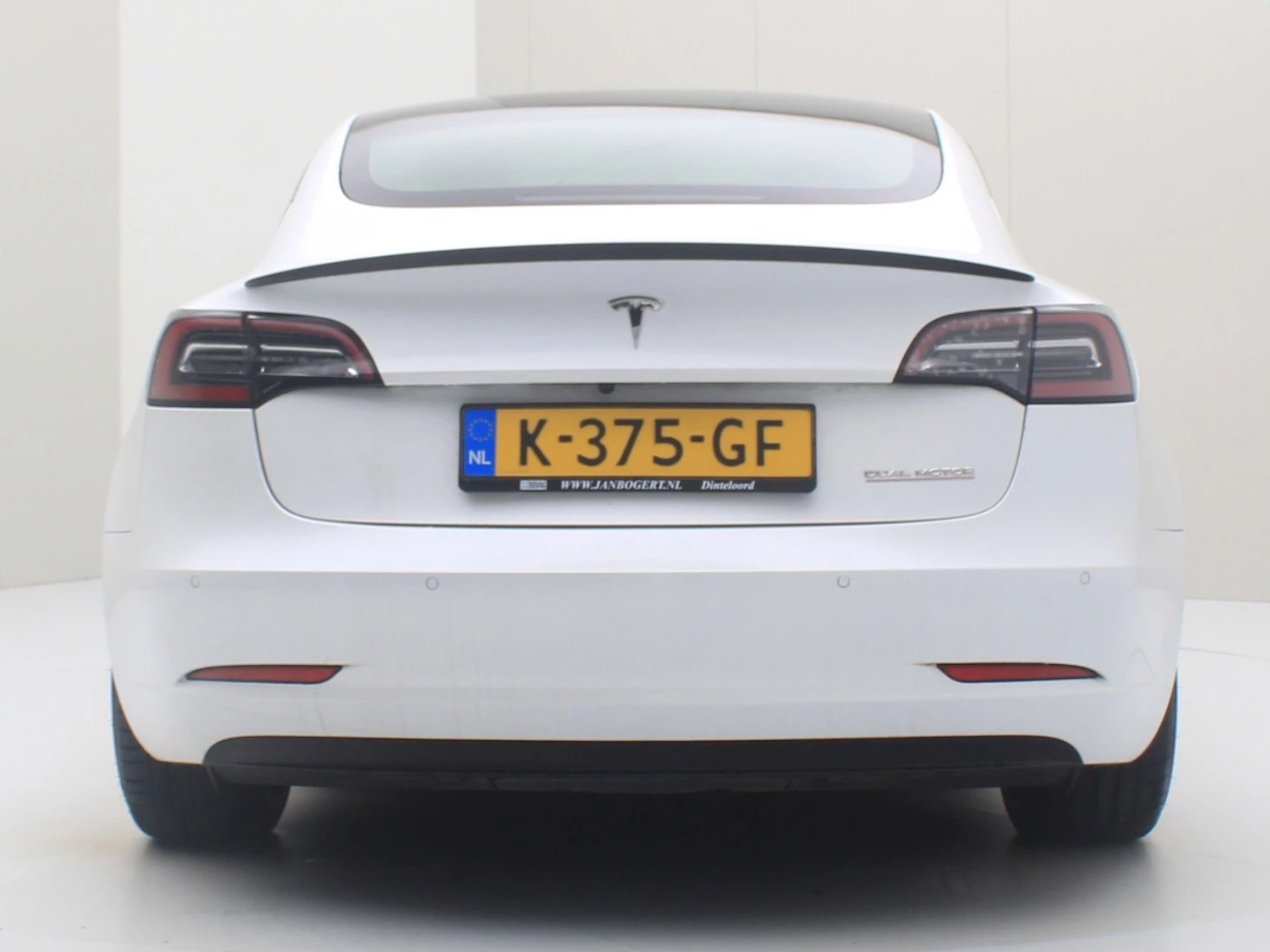 Hoofdafbeelding Tesla Model 3