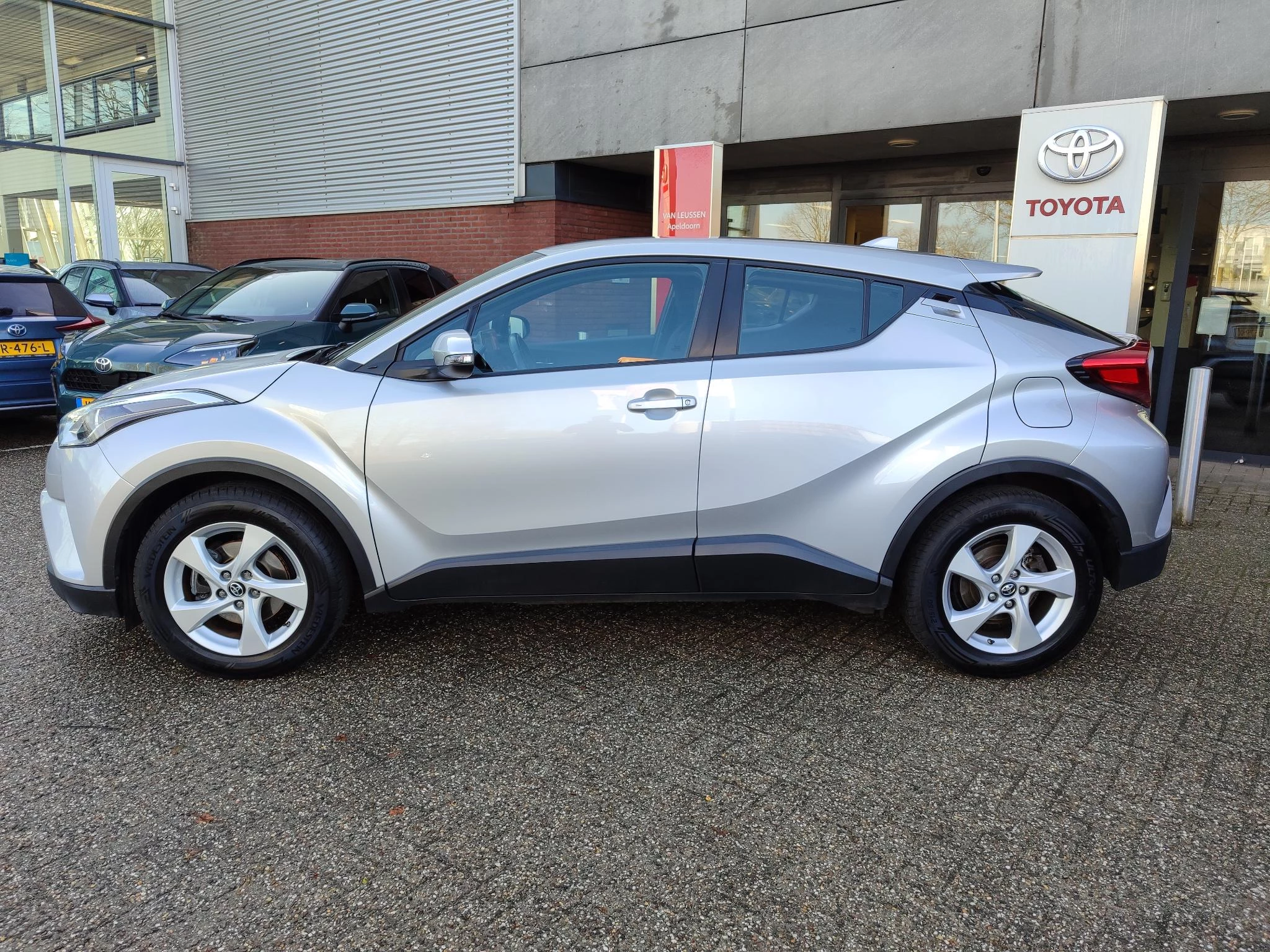 Hoofdafbeelding Toyota C-HR