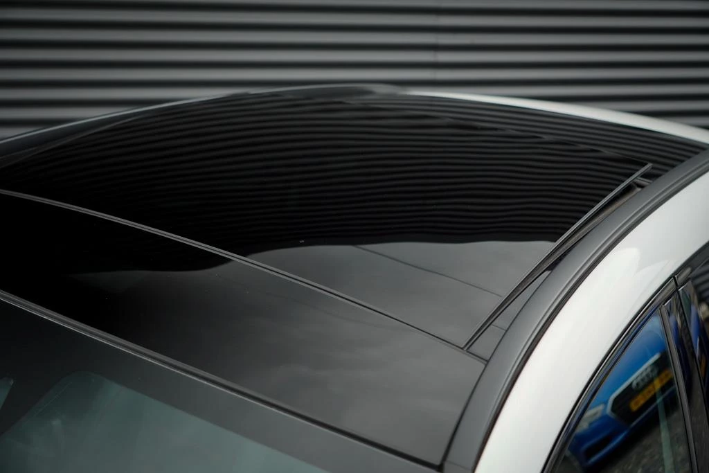 Hoofdafbeelding Mercedes-Benz EQA