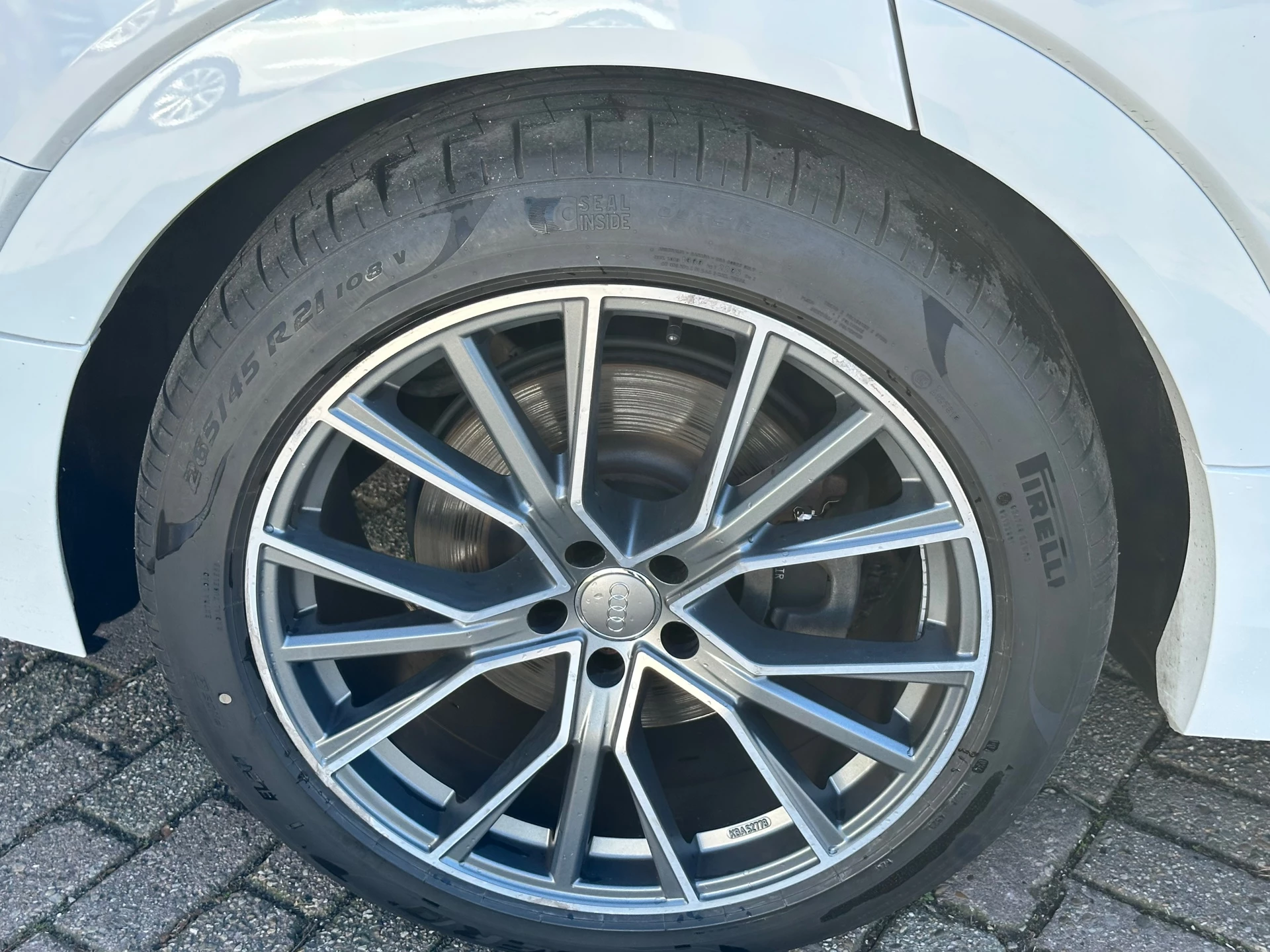 Hoofdafbeelding Audi e-tron