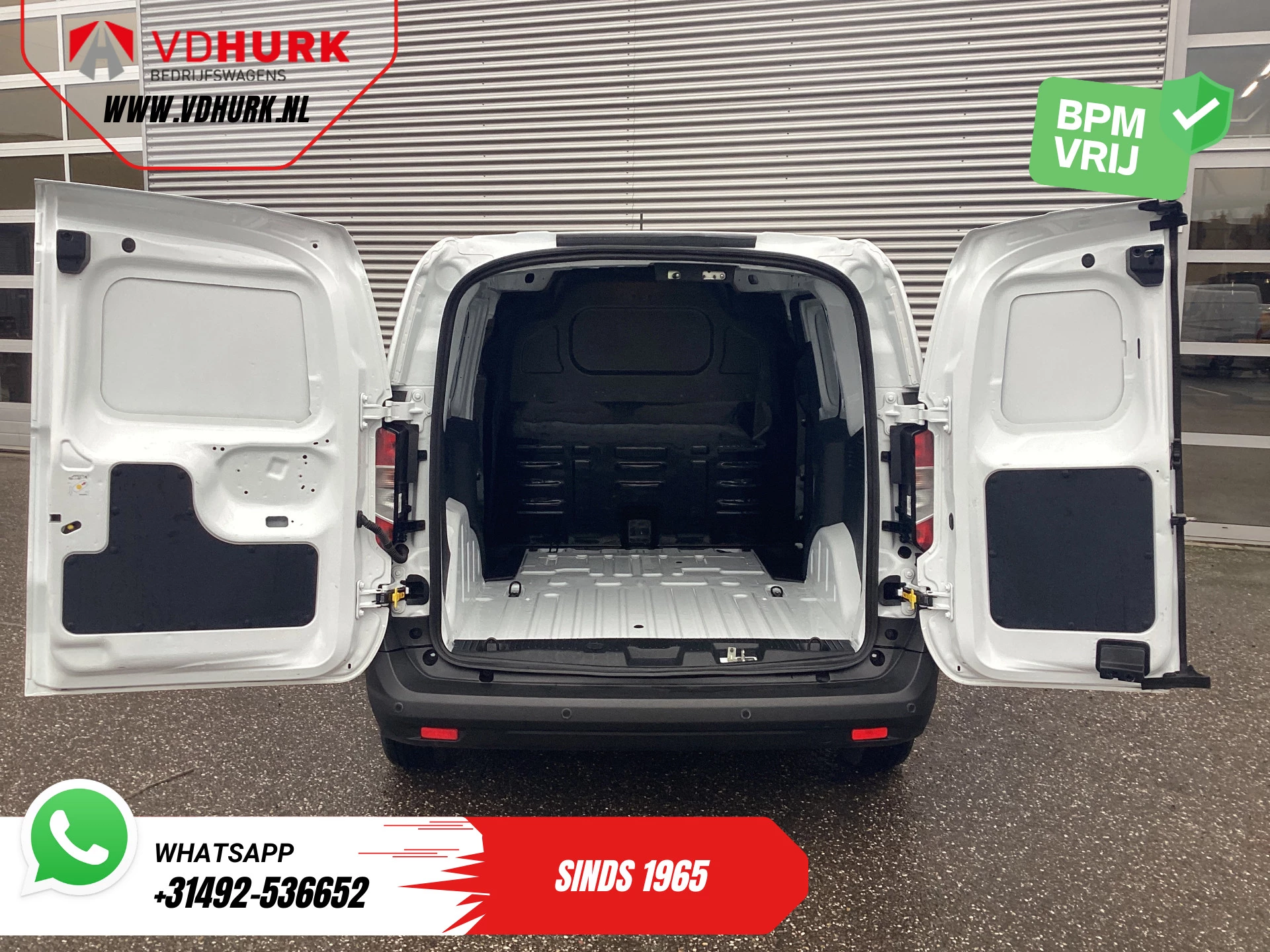 Hoofdafbeelding Ford Transit Courier