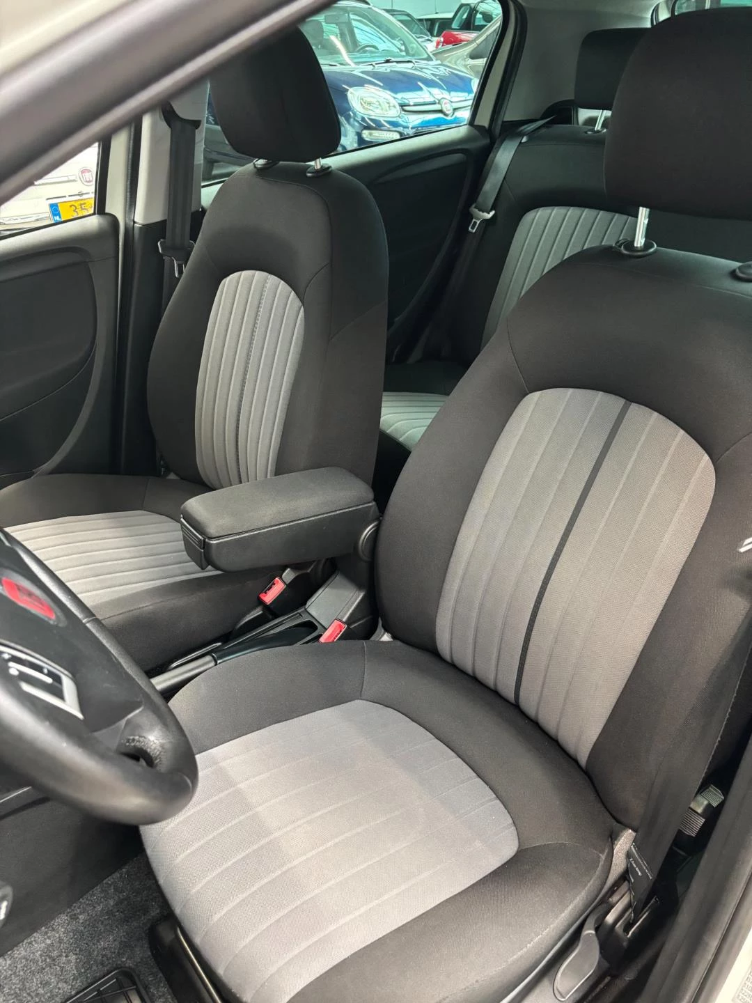 Hoofdafbeelding Fiat Punto