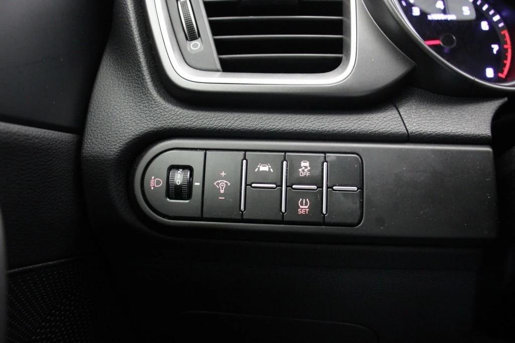 Hoofdafbeelding Kia Ceed