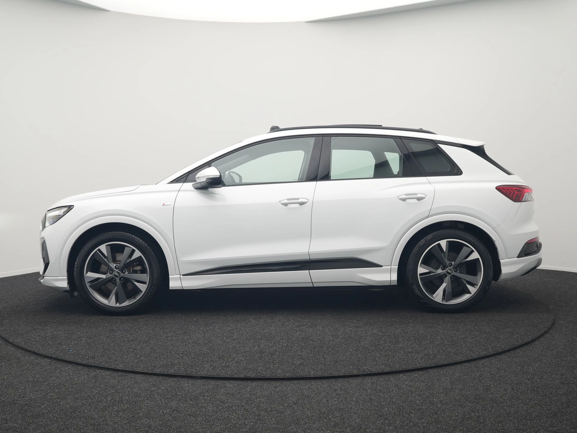 Hoofdafbeelding Audi Q4 e-tron