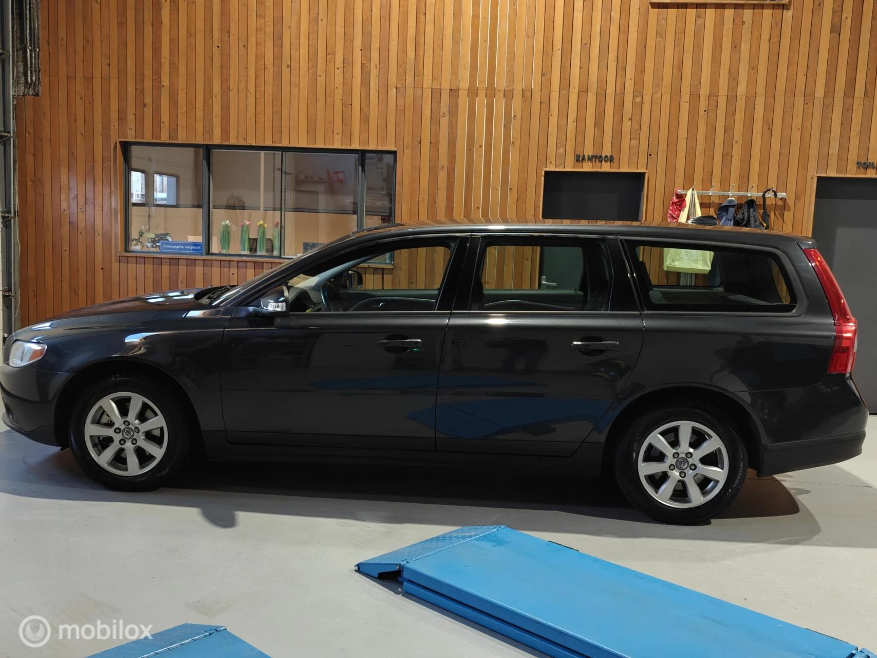 Hoofdafbeelding Volvo V70