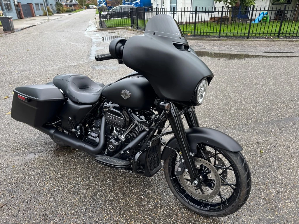 Hoofdafbeelding Harley-Davidson Street Glide