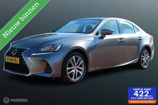 Lexus IS 300h Hybrid Business Line Pro, Navi, Stoelverwarming,Full Led, Pdc voor + achter + camera, 4 nieuwe banden