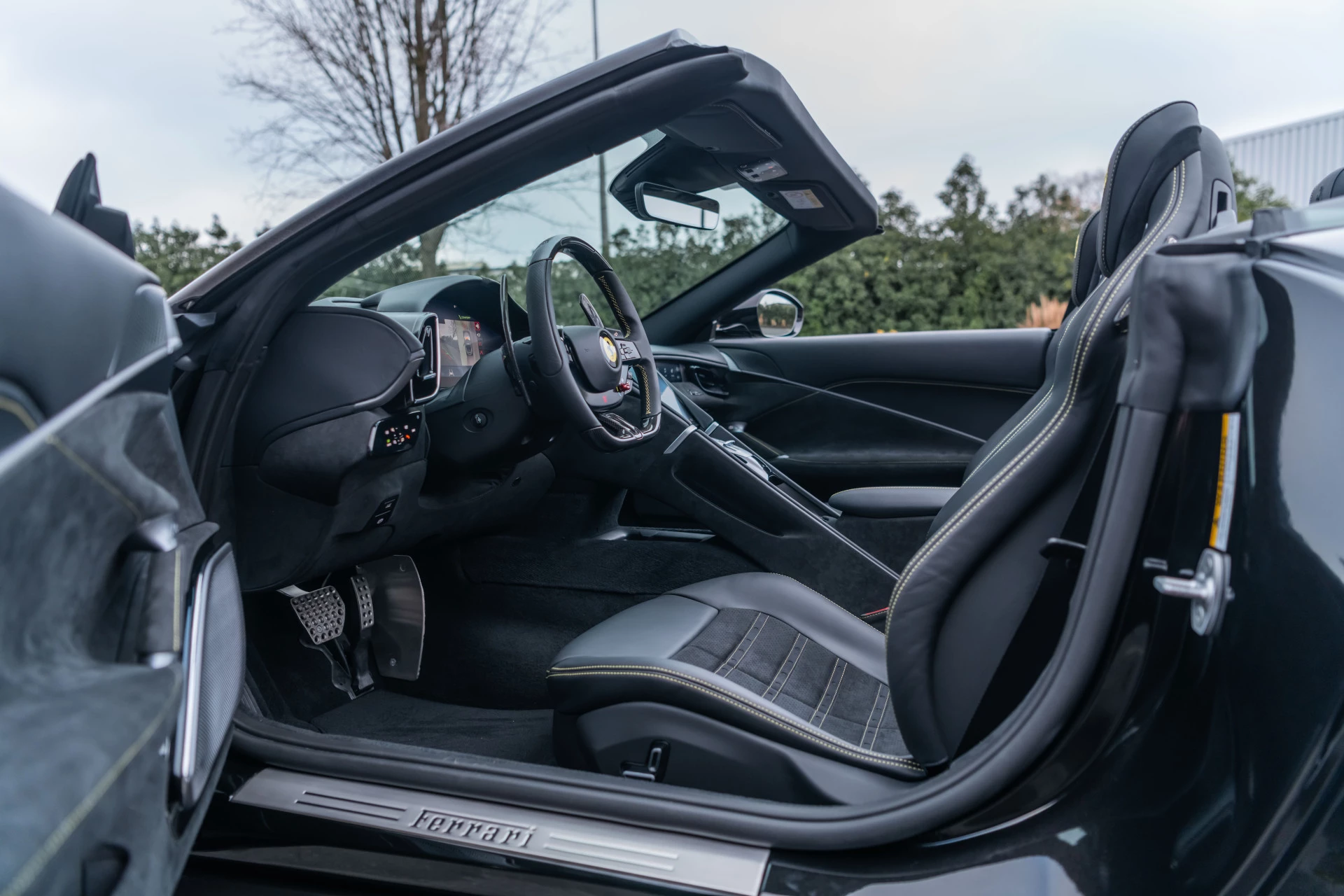 Hoofdafbeelding Ferrari Roma