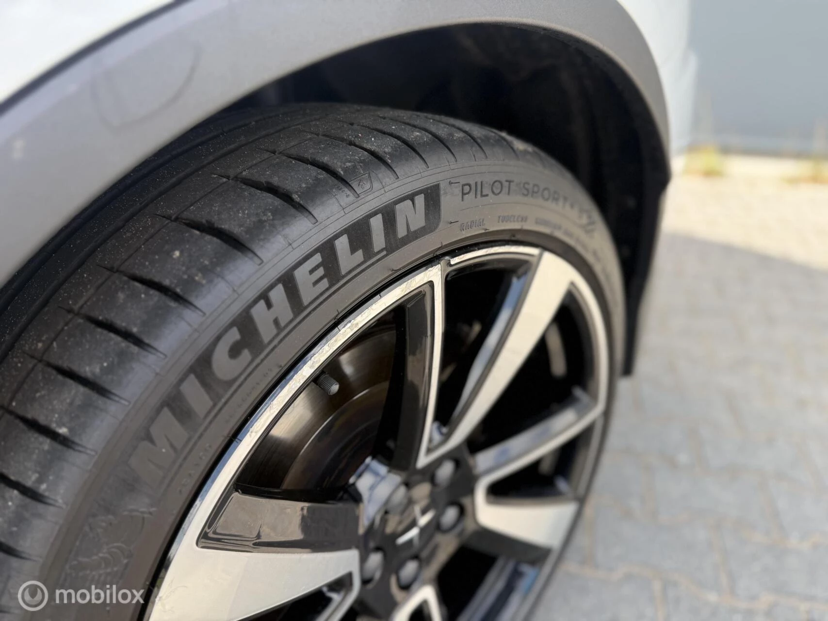 Hoofdafbeelding Polestar 2