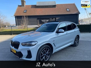 Hoofdafbeelding BMW X3 BMW X3 XDrive30e M-Sport 292pk Panodak 360camera Leder Head up Sfeer Elektrische koff