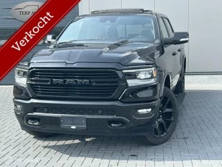 Hoofdafbeelding Dodge Ram 1500 Dodge Ram 1500 5.7 V8 Laramie Night | Ramboxen | Luchtvering