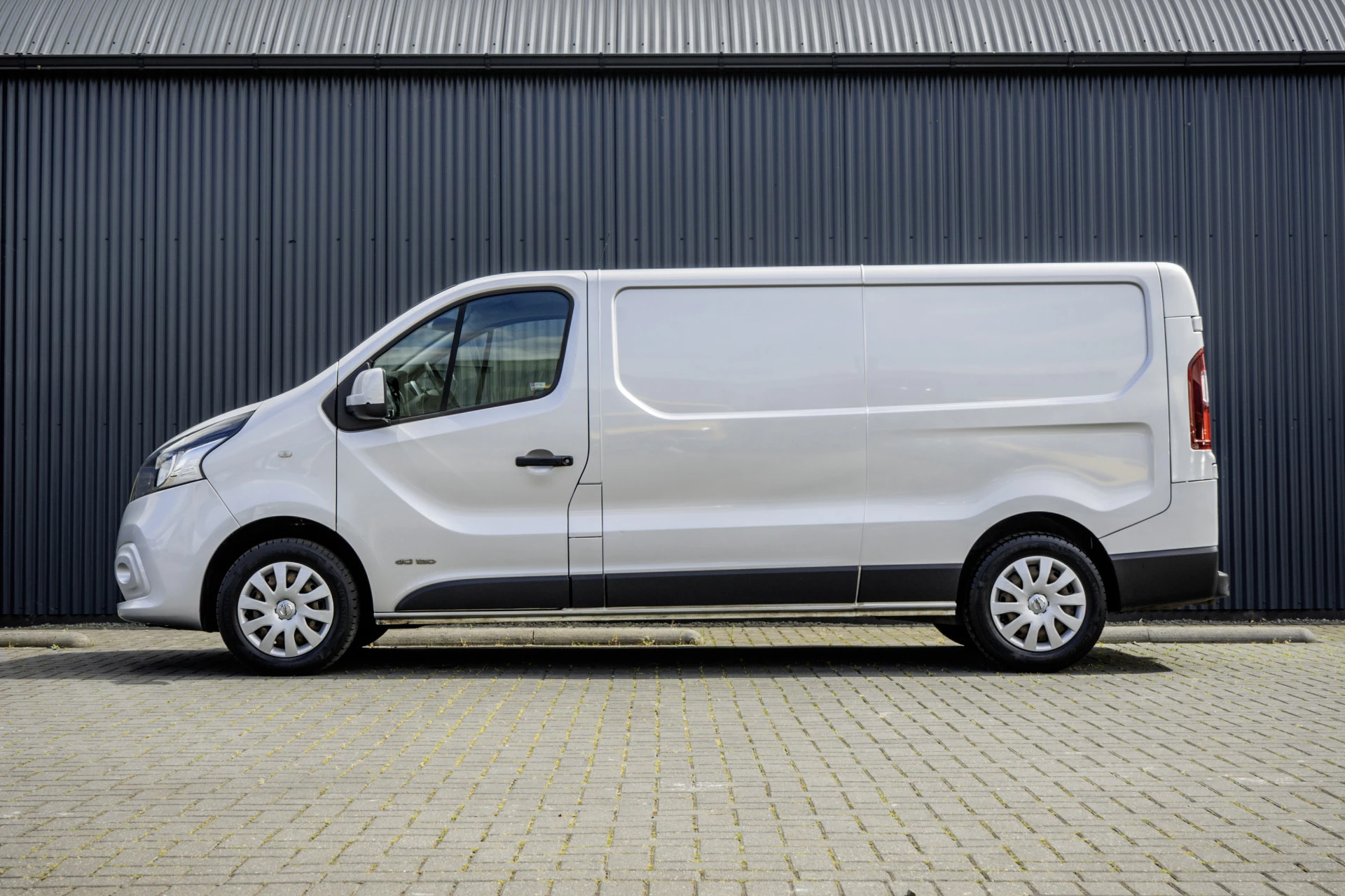 Hoofdafbeelding Nissan NV300