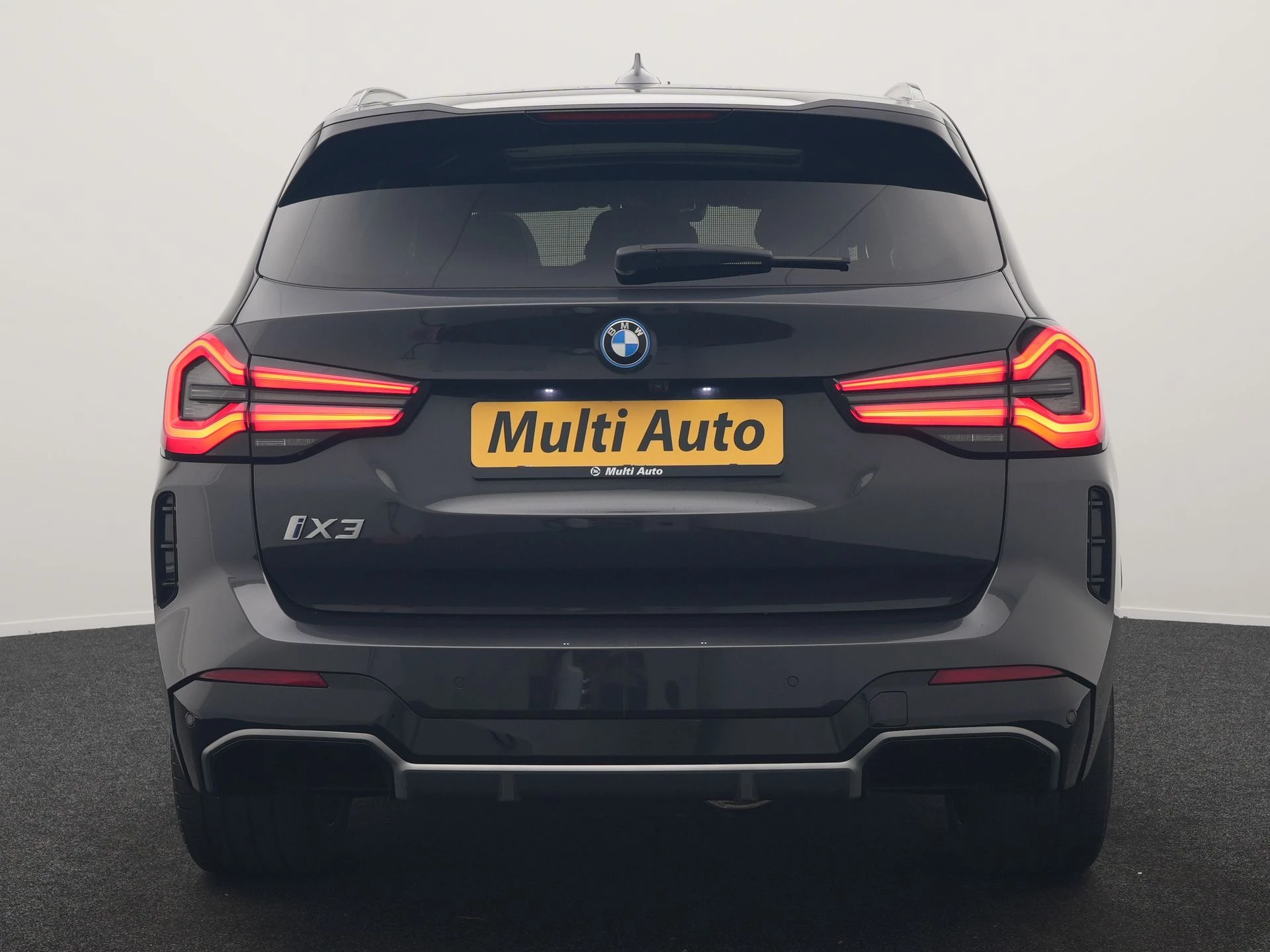 Hoofdafbeelding BMW iX3
