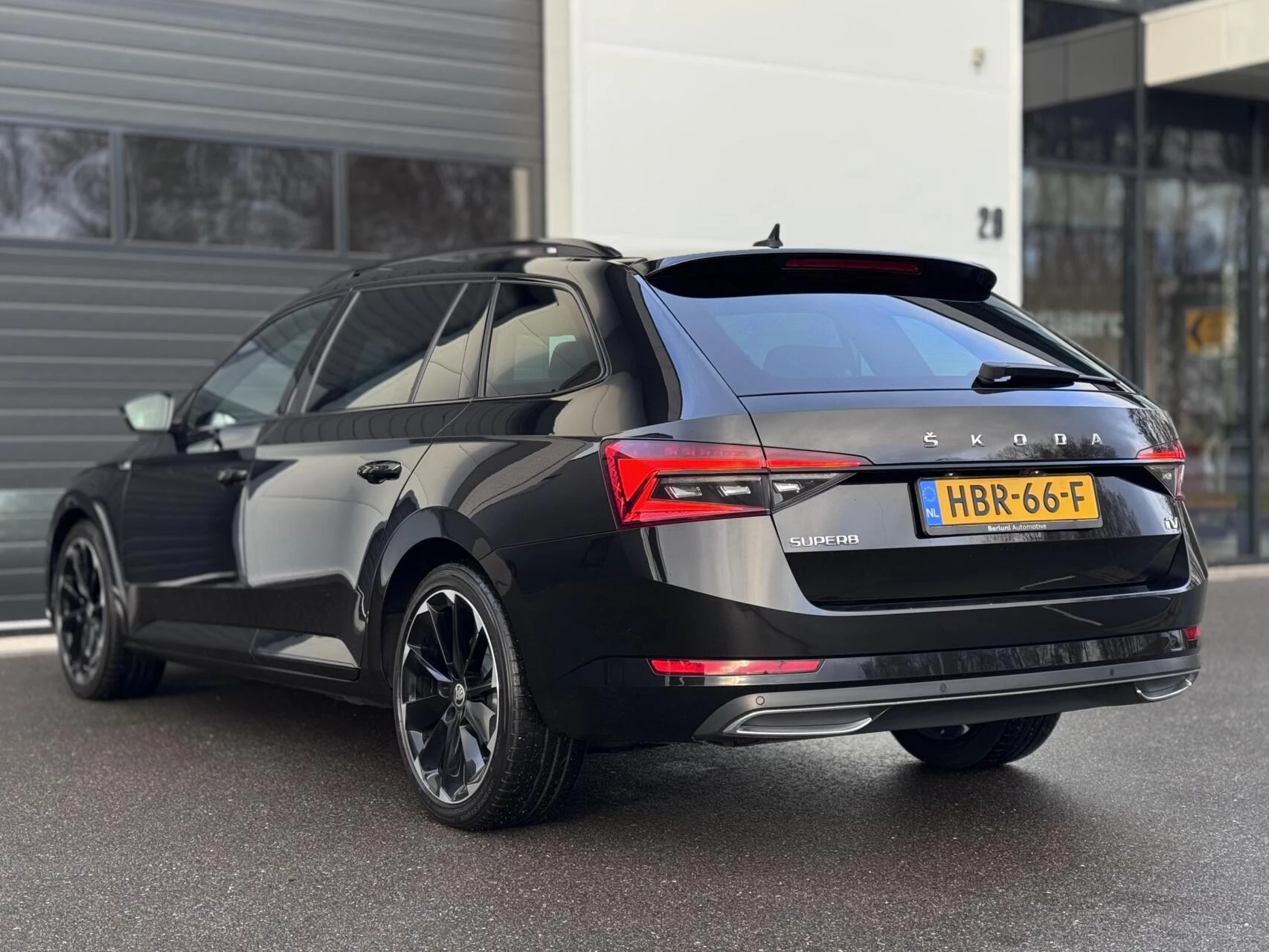 Hoofdafbeelding Škoda Superb