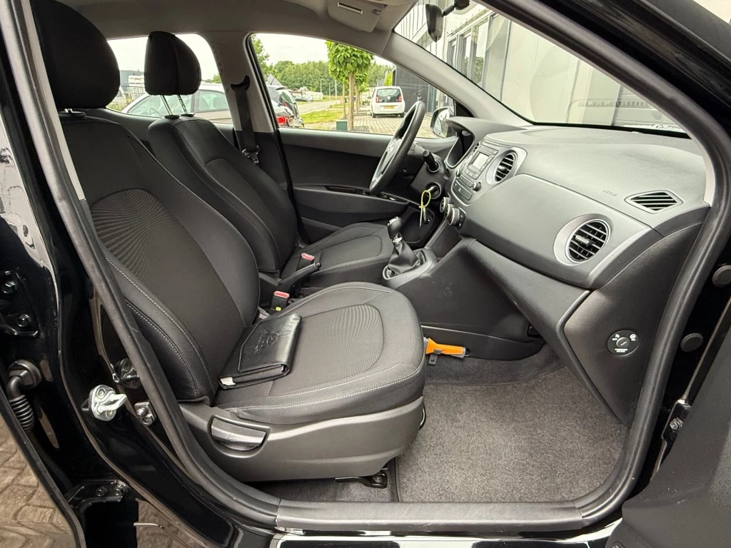 Hoofdafbeelding Hyundai i10