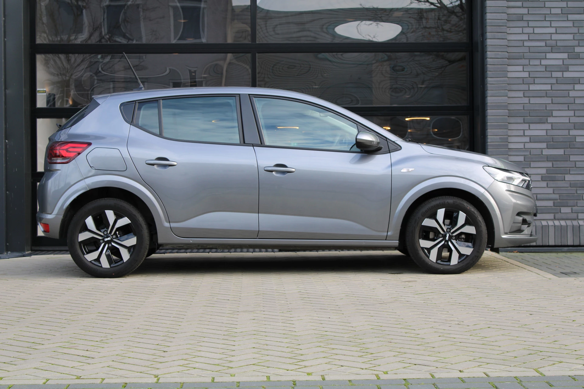 Hoofdafbeelding Dacia Sandero