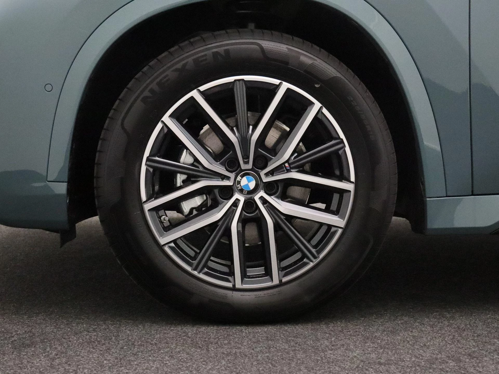 Hoofdafbeelding BMW iX1
