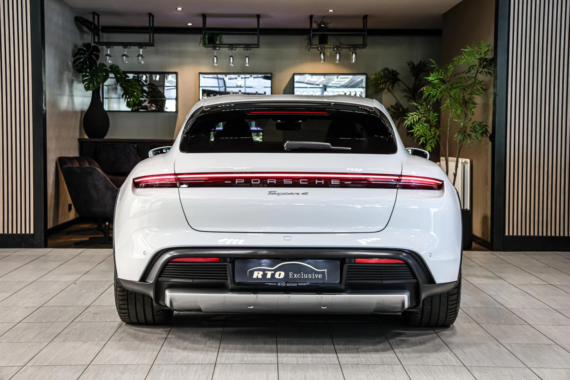 Hoofdafbeelding Porsche Taycan