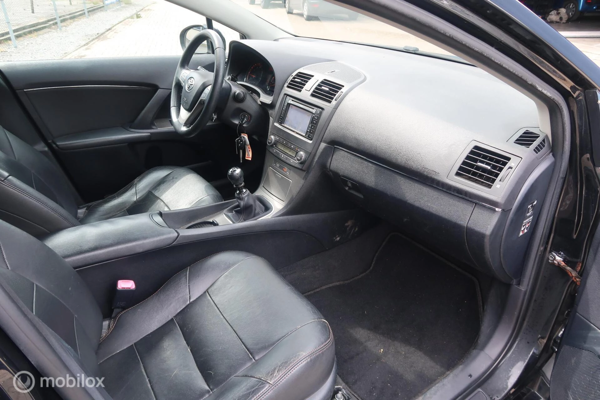 Hoofdafbeelding Toyota Avensis