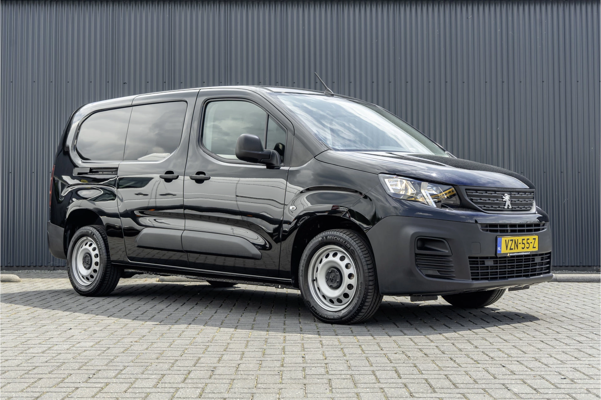 Hoofdafbeelding Peugeot Partner