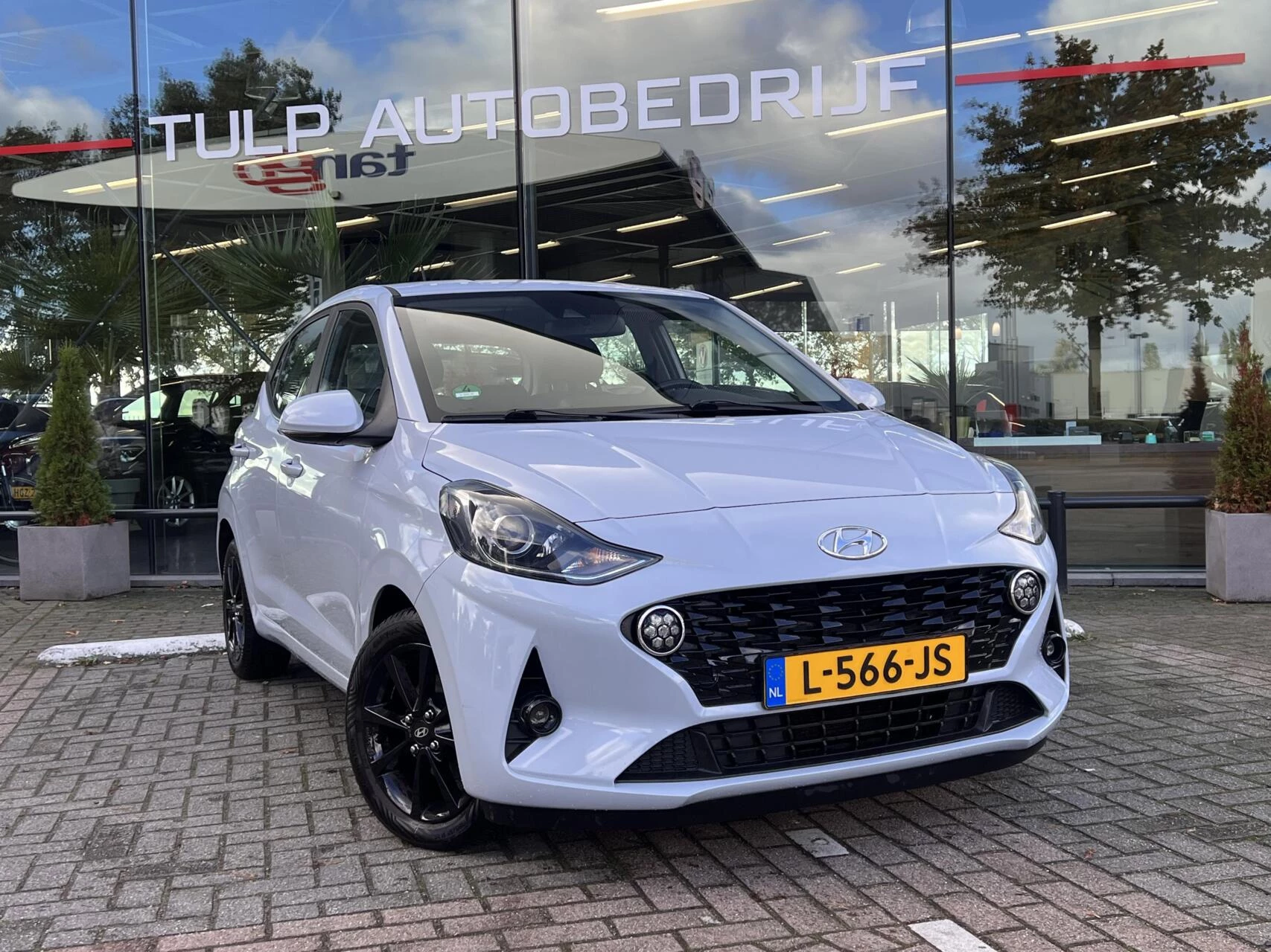 Hoofdafbeelding Hyundai i10