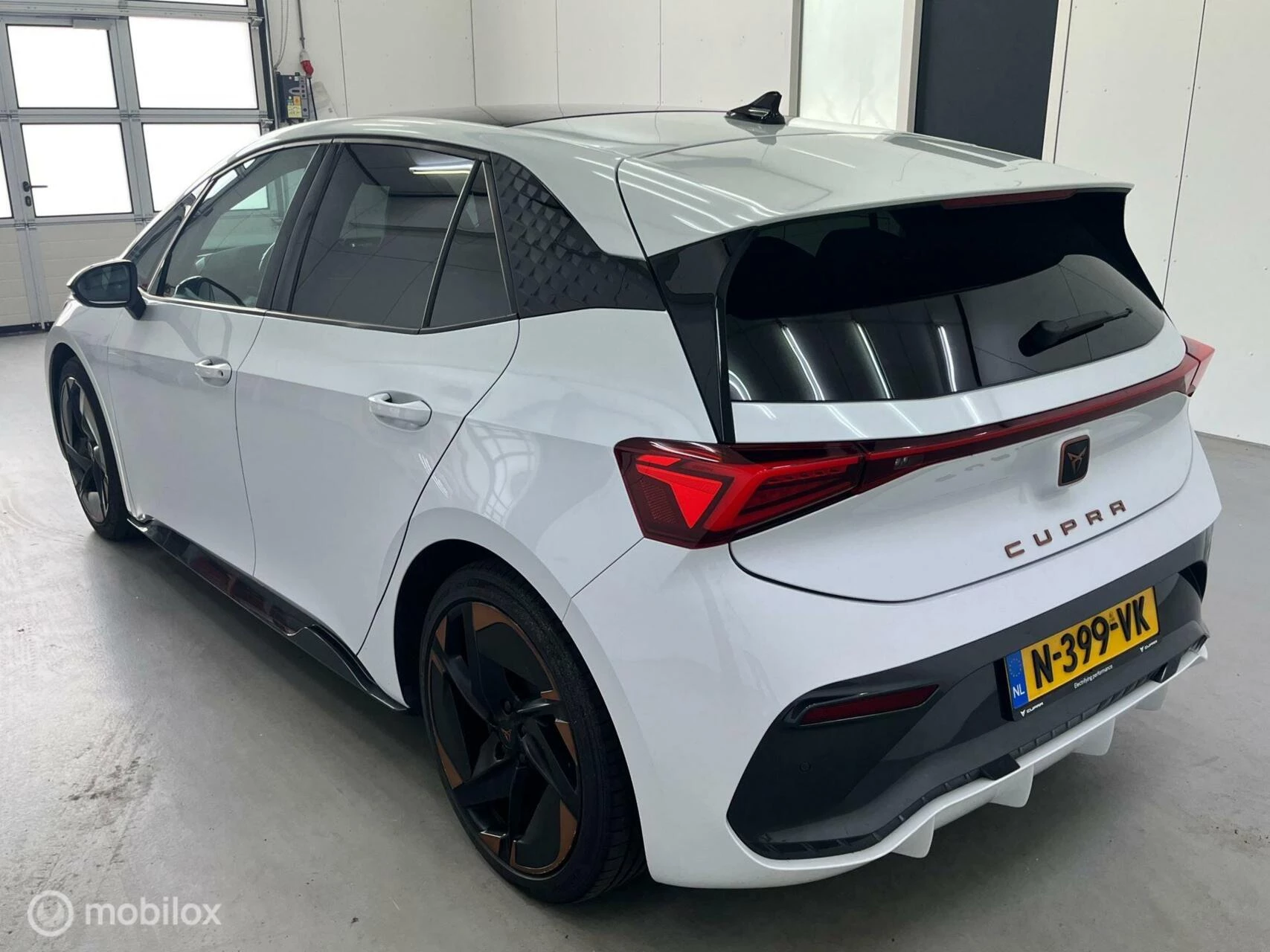 Hoofdafbeelding CUPRA Born
