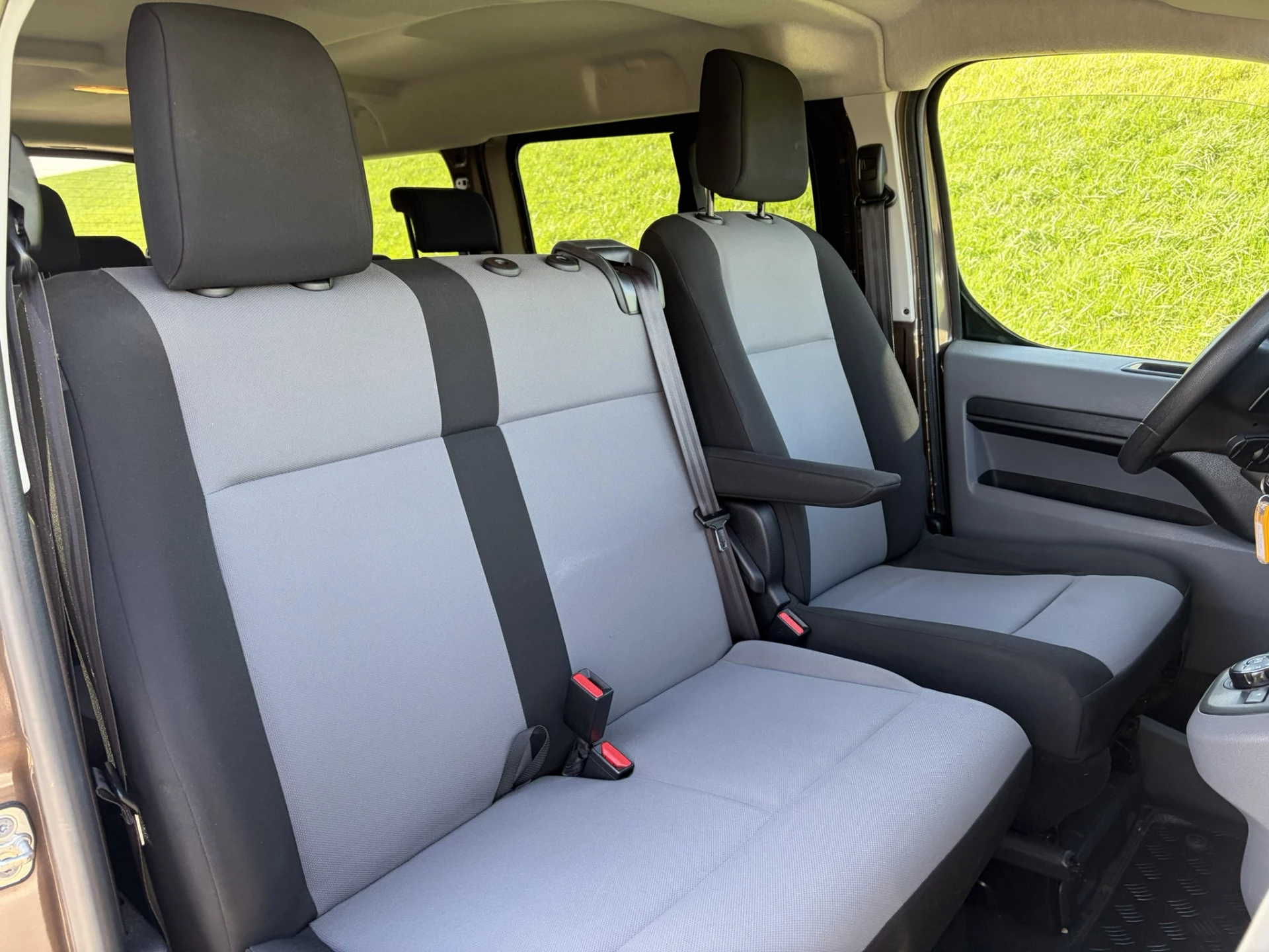 Hoofdafbeelding Peugeot Traveller