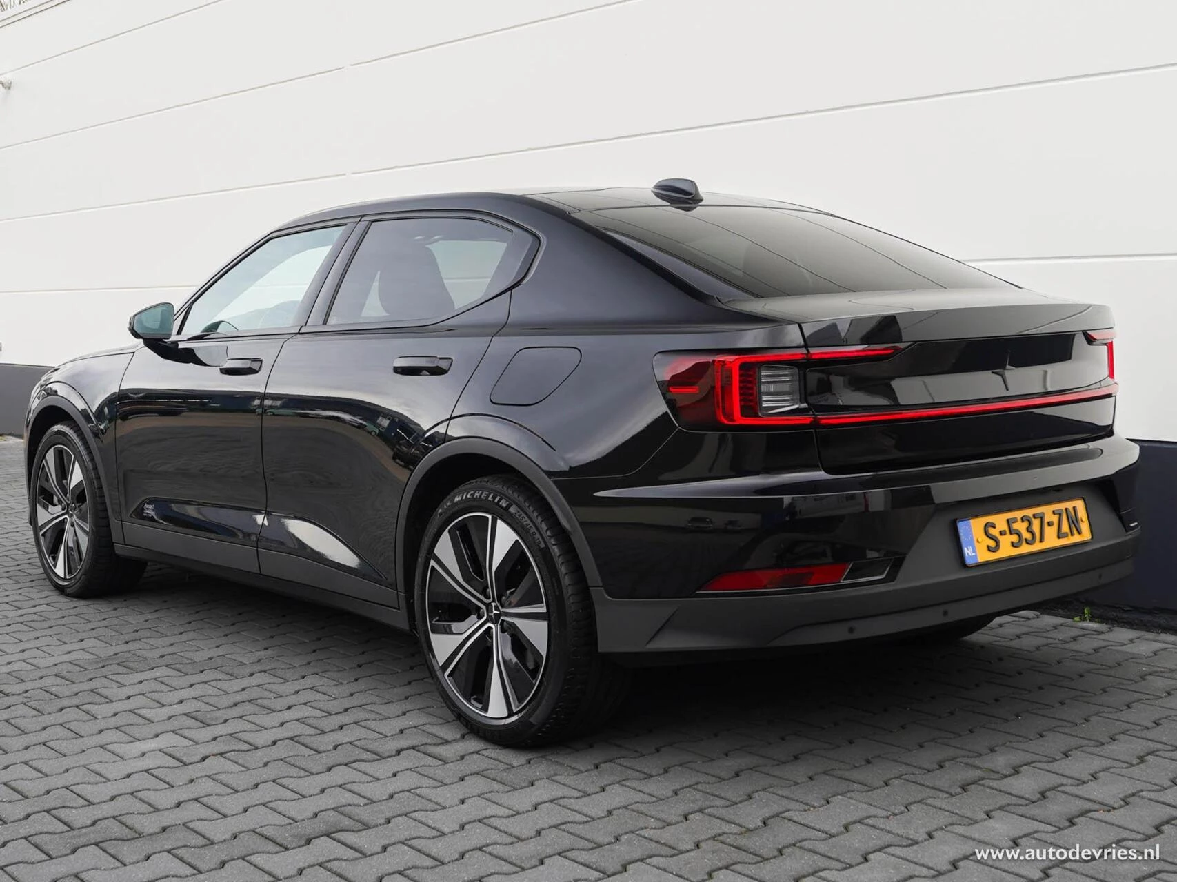 Hoofdafbeelding Polestar 2
