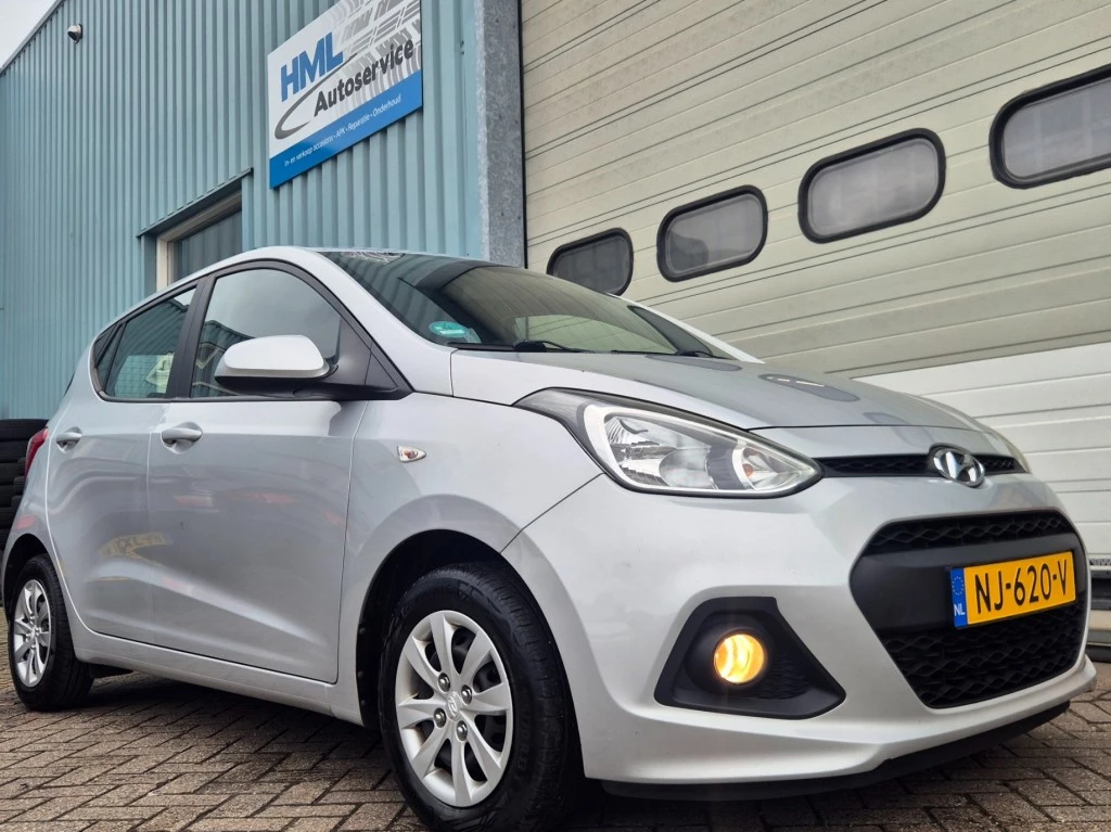Hoofdafbeelding Hyundai i10