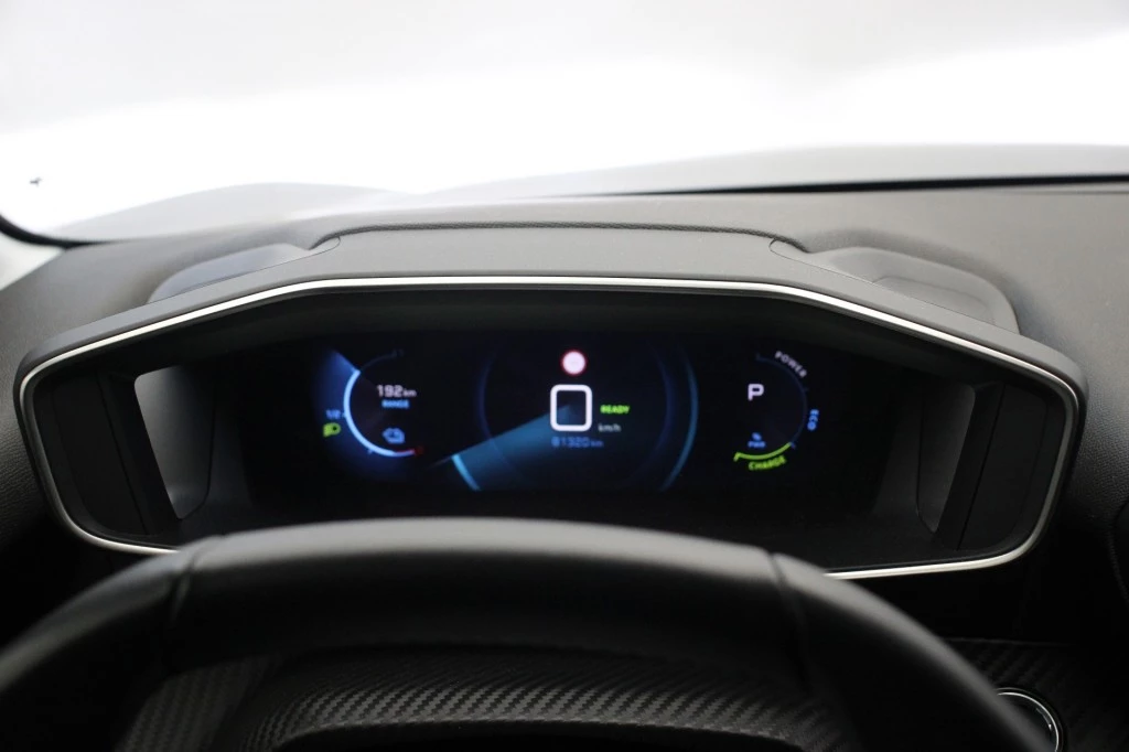 Hoofdafbeelding Peugeot e-208