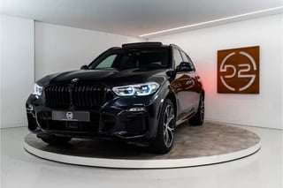 BMW X5 xDrive45e High Executive M-Sport 399PK | Pano | Sfeer | Trekhaak | 360 | Harman/Kardon | VOL! 12 MND Garantie