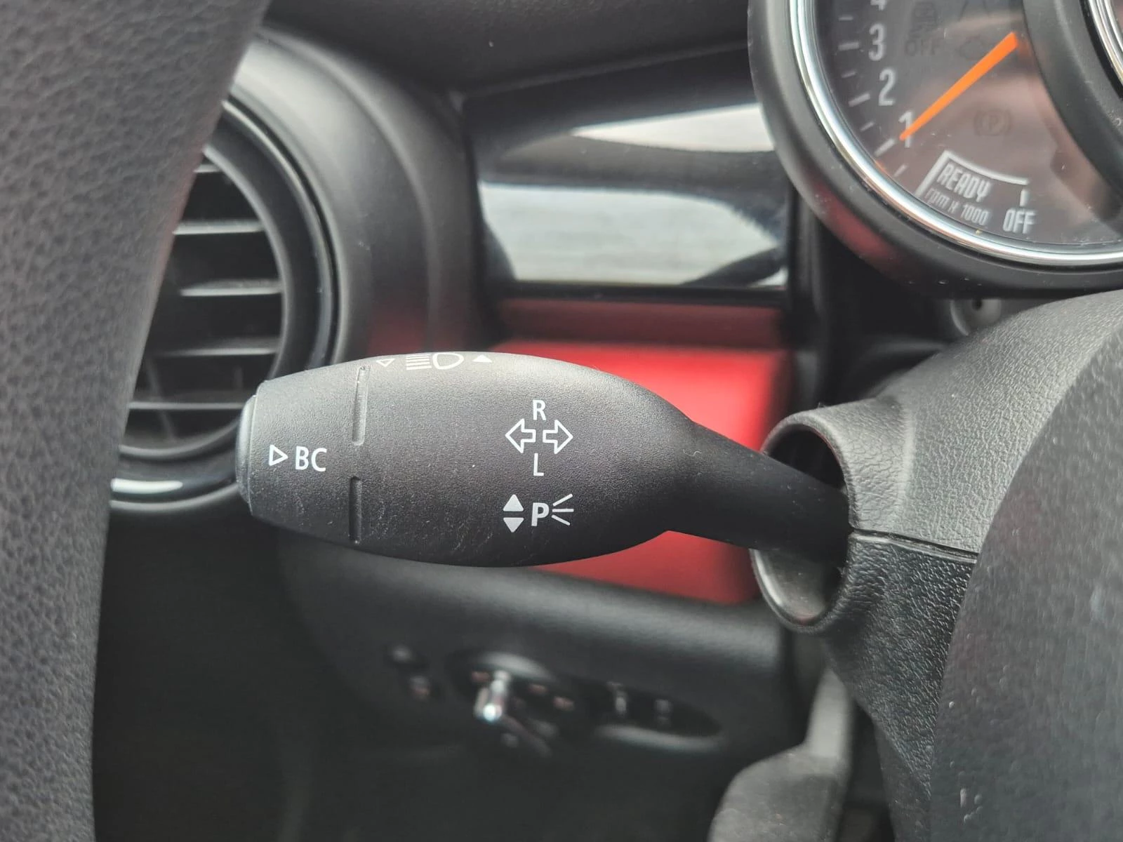 Hoofdafbeelding MINI One