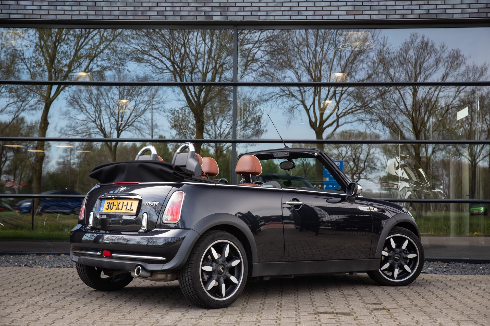 MINI Cooper Cabrio