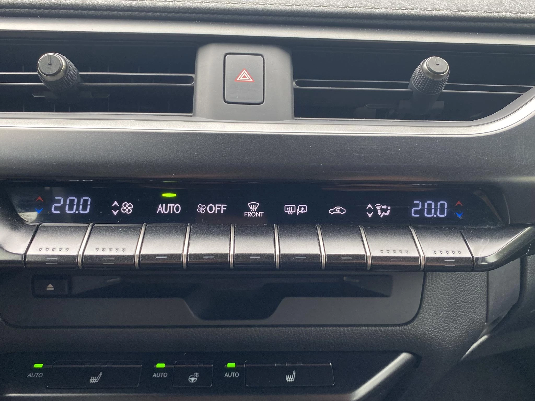 Hoofdafbeelding Lexus UX