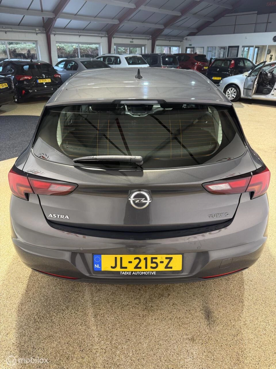 Hoofdafbeelding Opel Astra